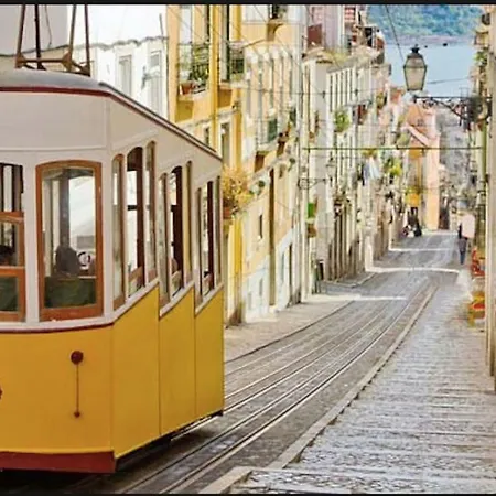 Cozy&perfect Location Bairro Alto Chiado