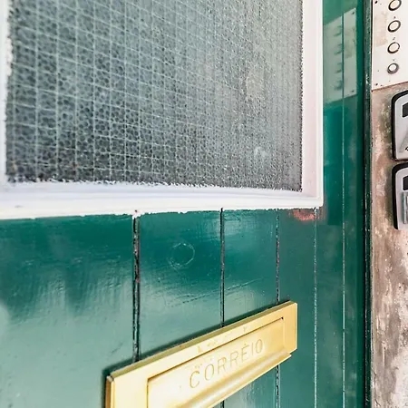 Cozy&perfect Location Bairro Alto Chiado Lisbona