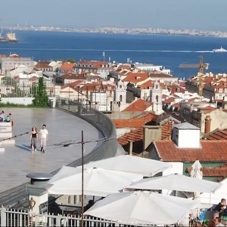 Cozy&perfect Location Bairro Alto Chiado * Lisbona